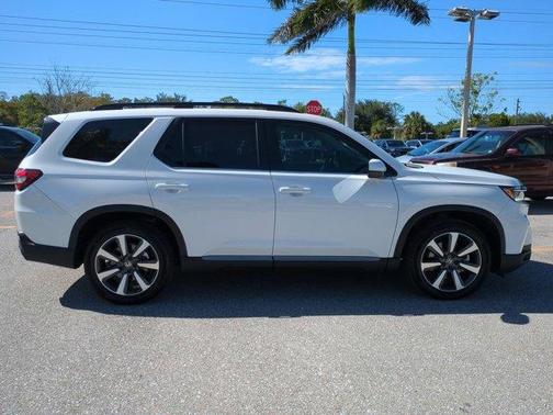 2024 Honda Pilot Touring