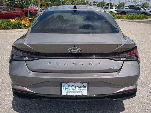 2022 Hyundai ELANTRA HEV Limited