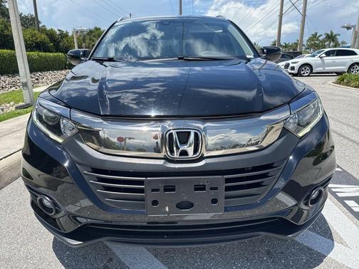 Crystal Black Pearl 2021 Honda HR-V EX-L