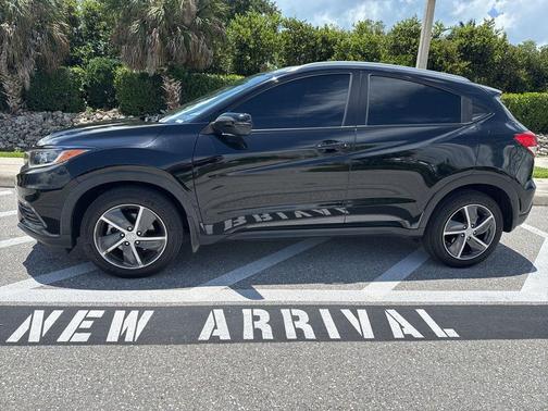 Crystal Black Pearl 2021 Honda HR-V EX-L