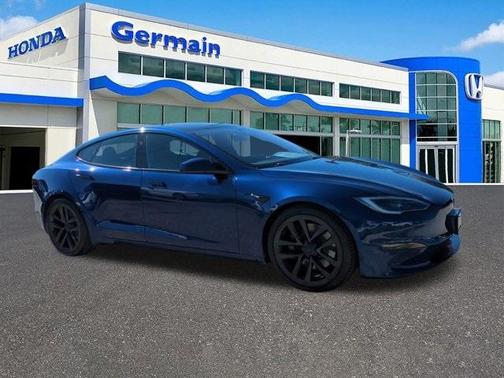 2022 Tesla Model S Base