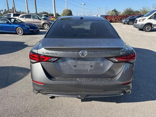 2022 Nissan Sentra SR