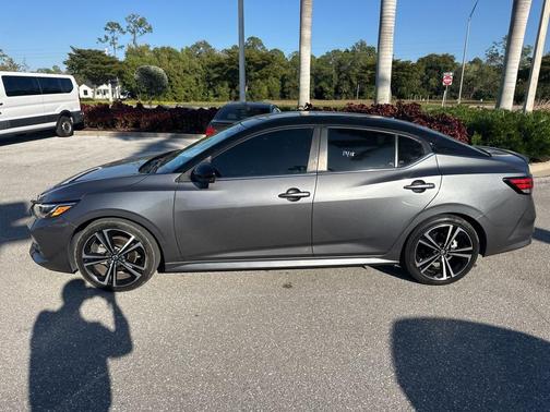 2022 Nissan Sentra SR