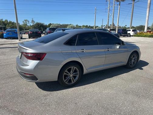 2023 Volkswagen Jetta 1.5T SE