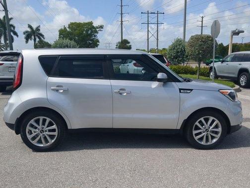 2019 Kia Soul +