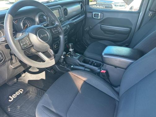 2018 Jeep Wrangler Sport