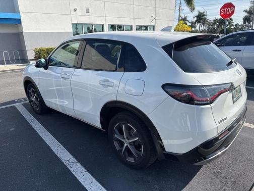 2023 Honda HR-V EX-L