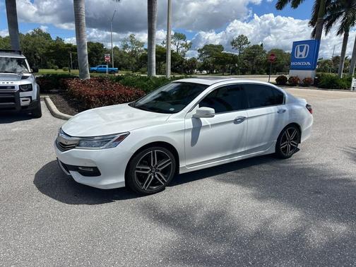 2017 Honda Accord Touring