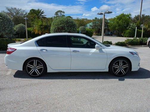 2017 Honda Accord Touring