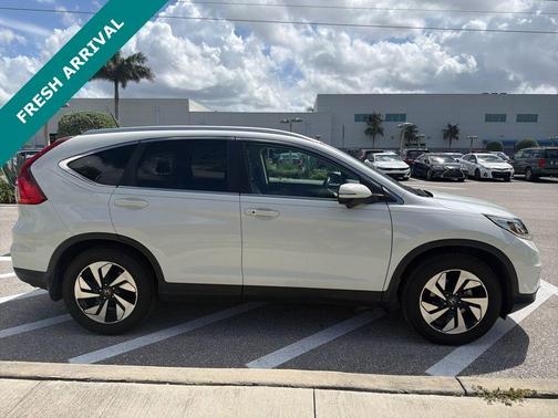 White 2016 Honda CR-V Touring