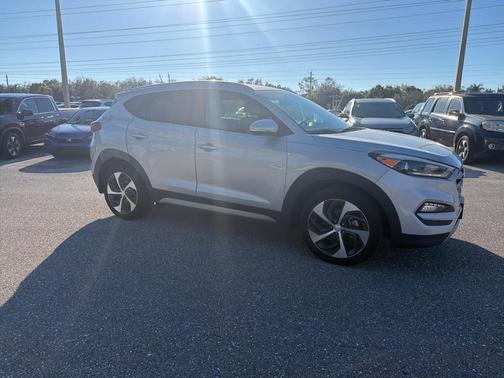 2017 Hyundai TUCSON Sport