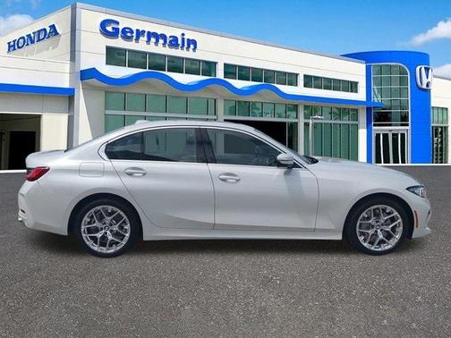 2025 BMW 330 i