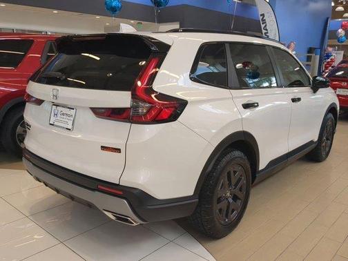 Platinum White Pearl 2026 Honda CR-V Hybrid TrailSport