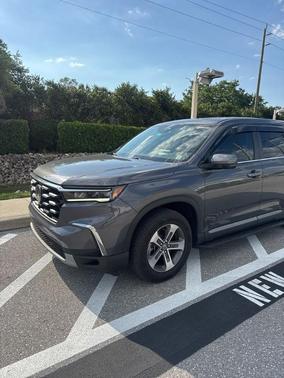 Modern Steel Metallic 2025 Honda Pilot EX-L