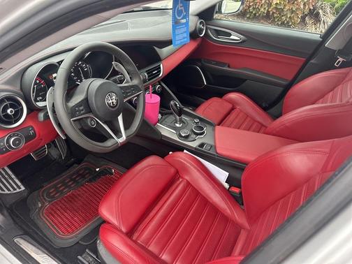 2019 Alfa Romeo Giulia Ti