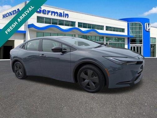 2025 Toyota Prius LE