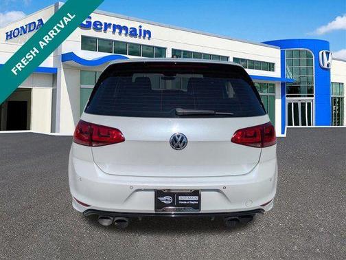 2017 Volkswagen Golf R 4-Door