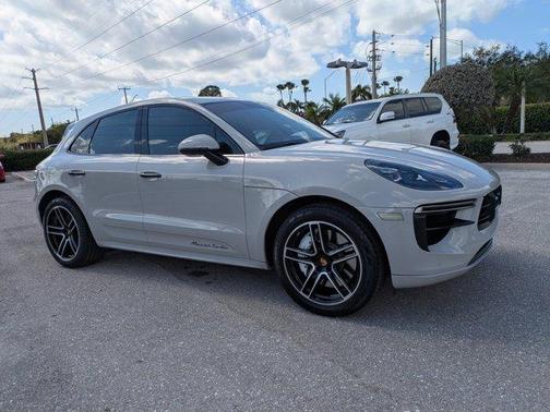 2020 Porsche Macan Turbo