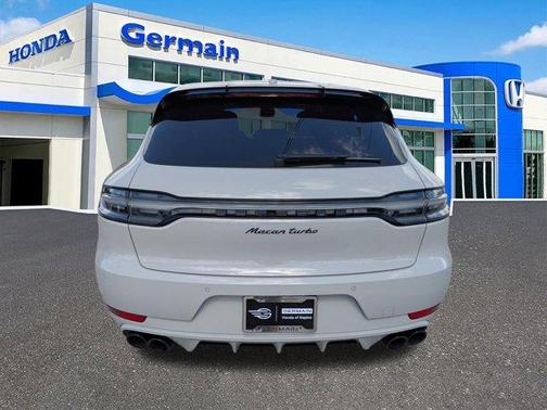 2020 Porsche Macan Turbo