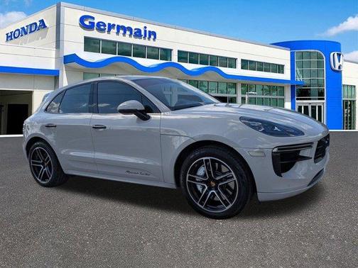 2020 Porsche Macan Turbo