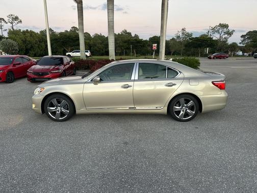 2010 Lexus LS 460 Base