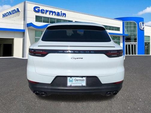 2022 Porsche Cayenne AWD