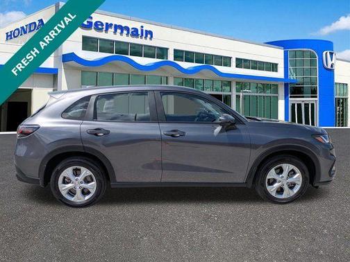 Modern Steel Metallic 2023 Honda HR-V LX