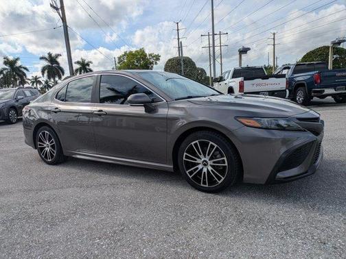 Predawn Gray Mica 2023 Toyota Camry SE