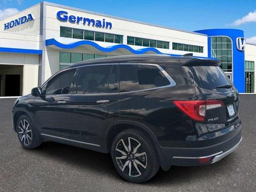2022 Honda Pilot Touring 7-Passenger