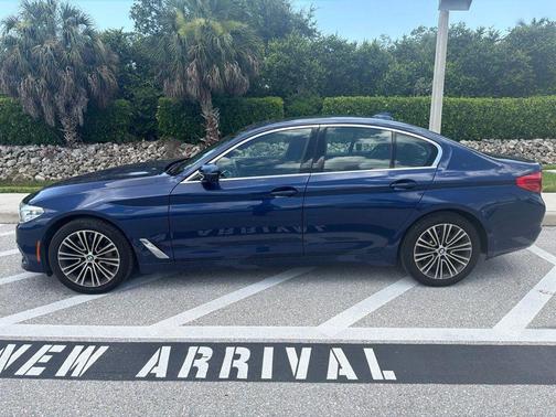 Mediterranean Blue Metallic 2020 BMW 530 i xDrive