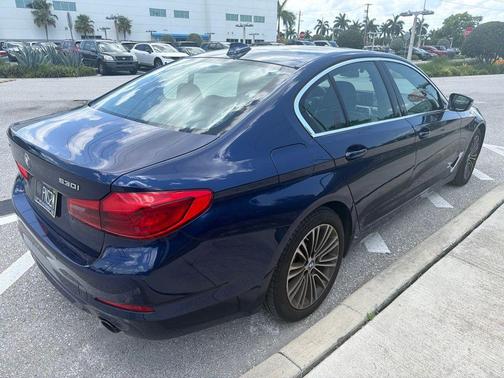 Mediterranean Blue Metallic 2020 BMW 530 i xDrive