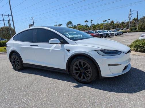 2022 Tesla Model X Plaid