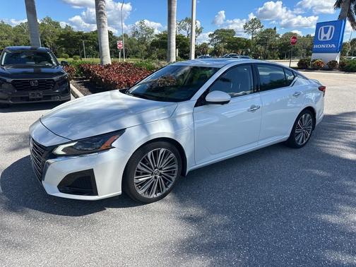 2023 Nissan Altima 2.5 SL