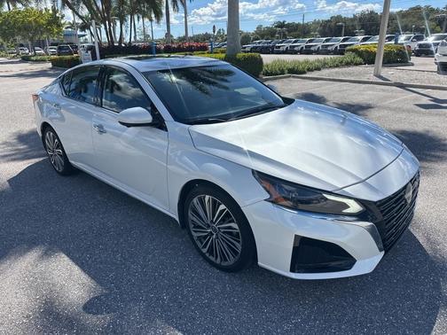 2023 Nissan Altima 2.5 SL