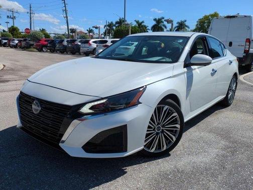 2023 Nissan Altima 2.5 SL