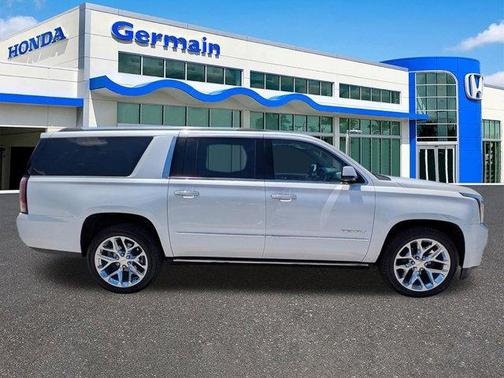 White Frost Tri-Coat 2020 GMC Yukon XL Denali
