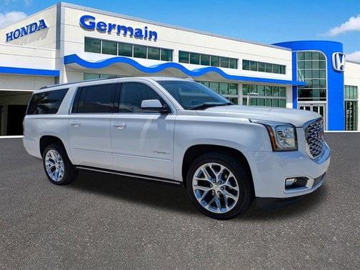 White Frost Tri-Coat 2020 GMC Yukon XL Denali