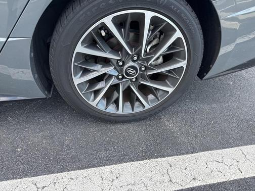 2021 Hyundai SONATA Limited