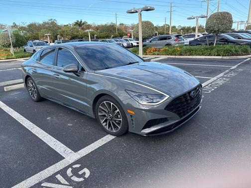 2021 Hyundai SONATA Limited