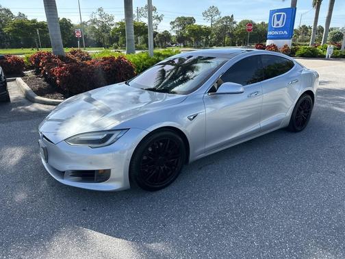 2017 Tesla Model S 75D