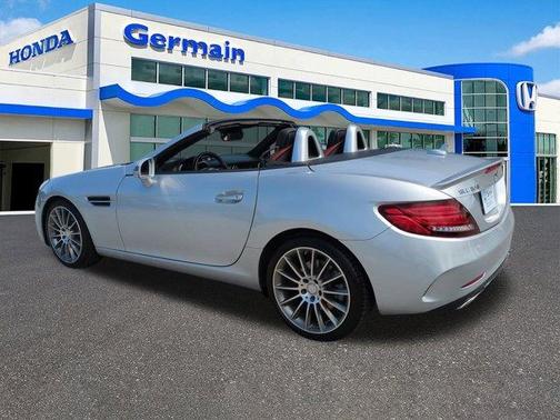 2017 Mercedes-Benz SLC 300 Base