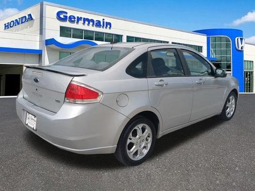 2009 Ford Focus SES