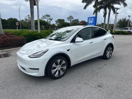2021 Tesla Model Y Long Range