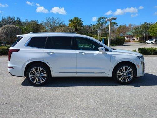 2021 Cadillac XT6 Premium Luxury FWD