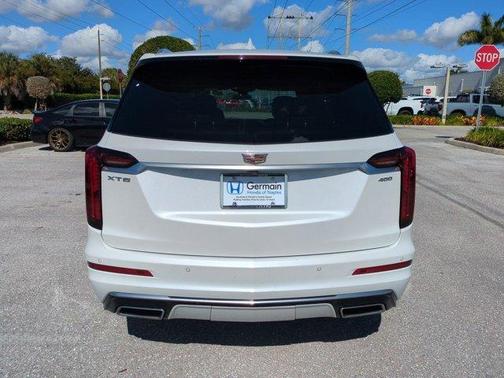 2021 Cadillac XT6 Premium Luxury FWD