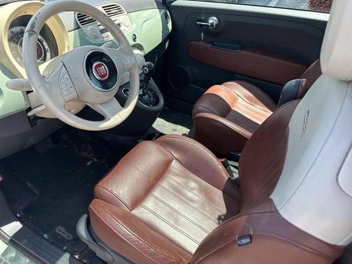 2012 FIAT 500 Lounge