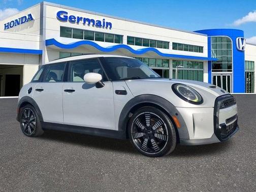 2022 MINI Hardtop Cooper S