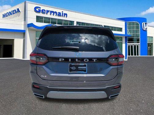 Modern Steel Metallic 2026 Honda Pilot EX-L