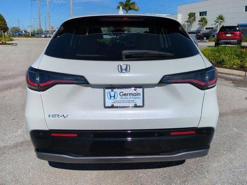 Platinum White Pearl 2027 Honda HR-V EX-L