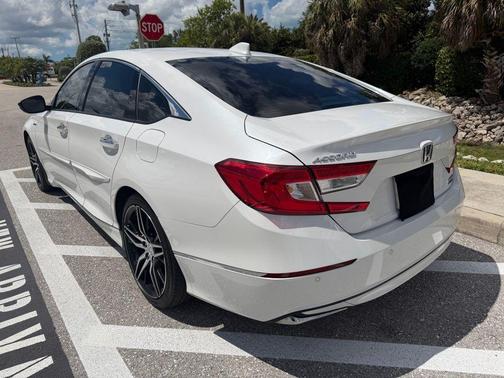 Platinum White Pearl 2021 Honda Accord Hybrid Touring